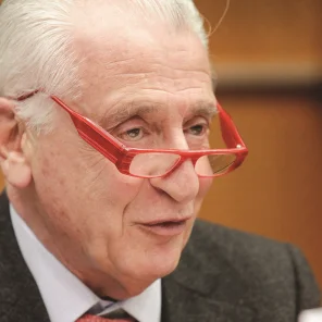  Prof. Francesco de Lorenzo