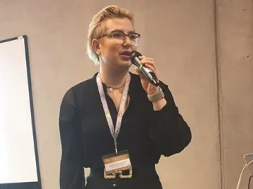 Beata Ambroziewicz prowadzi panel podczas XXIV Międzynarodowego Kongresu OSOZ